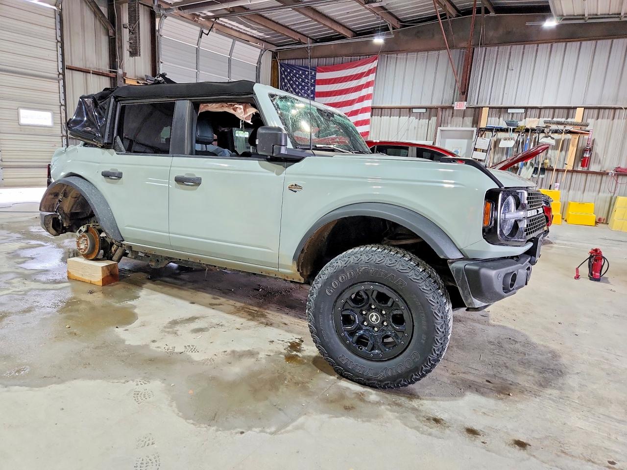 Ford Bronco Base