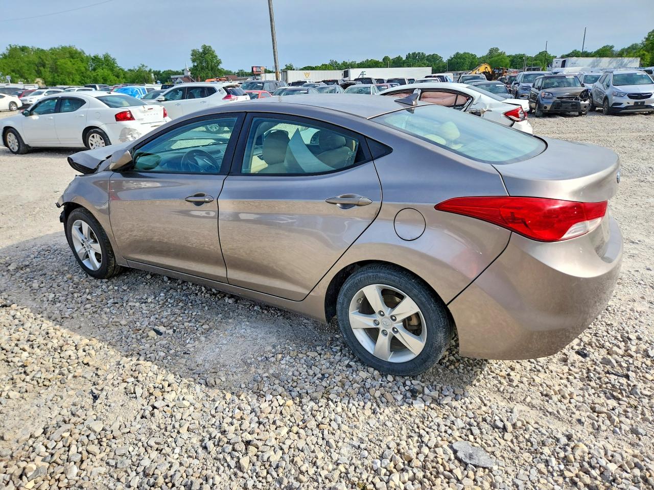 Hyundai ELANTRA Gls