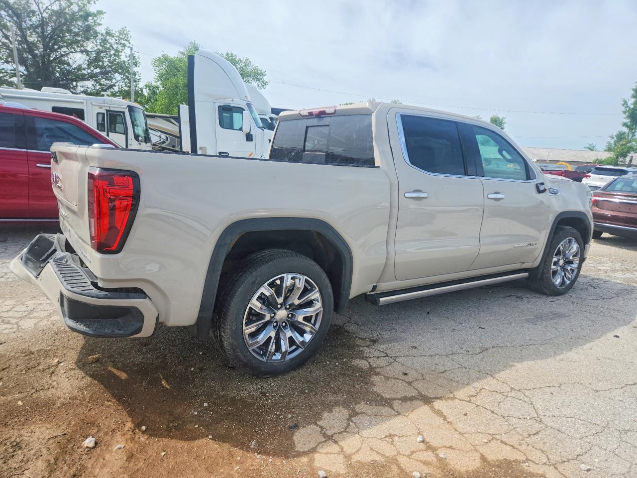 GMC Sierra K1500 Denali