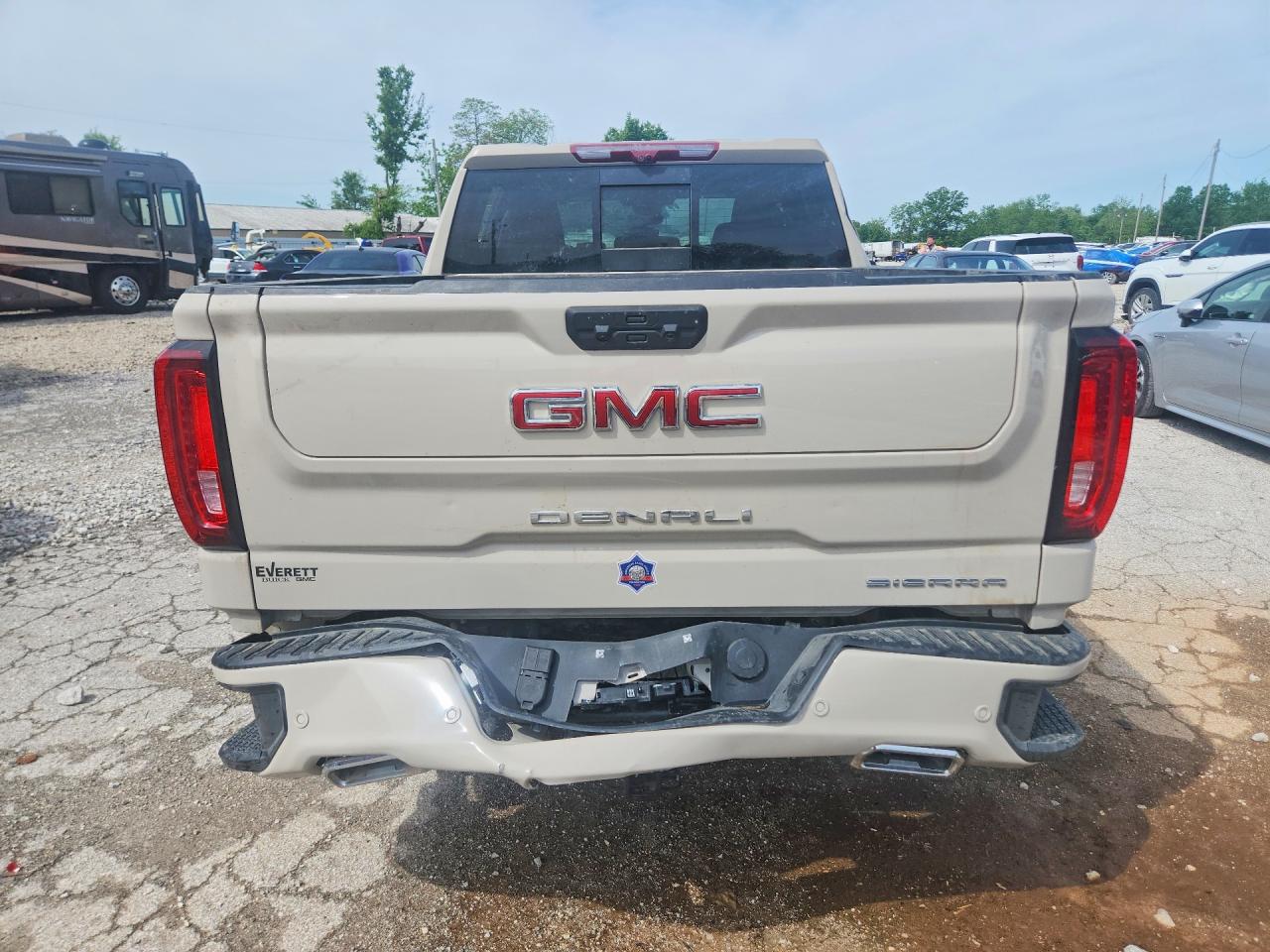 GMC Sierra K1500 Denali