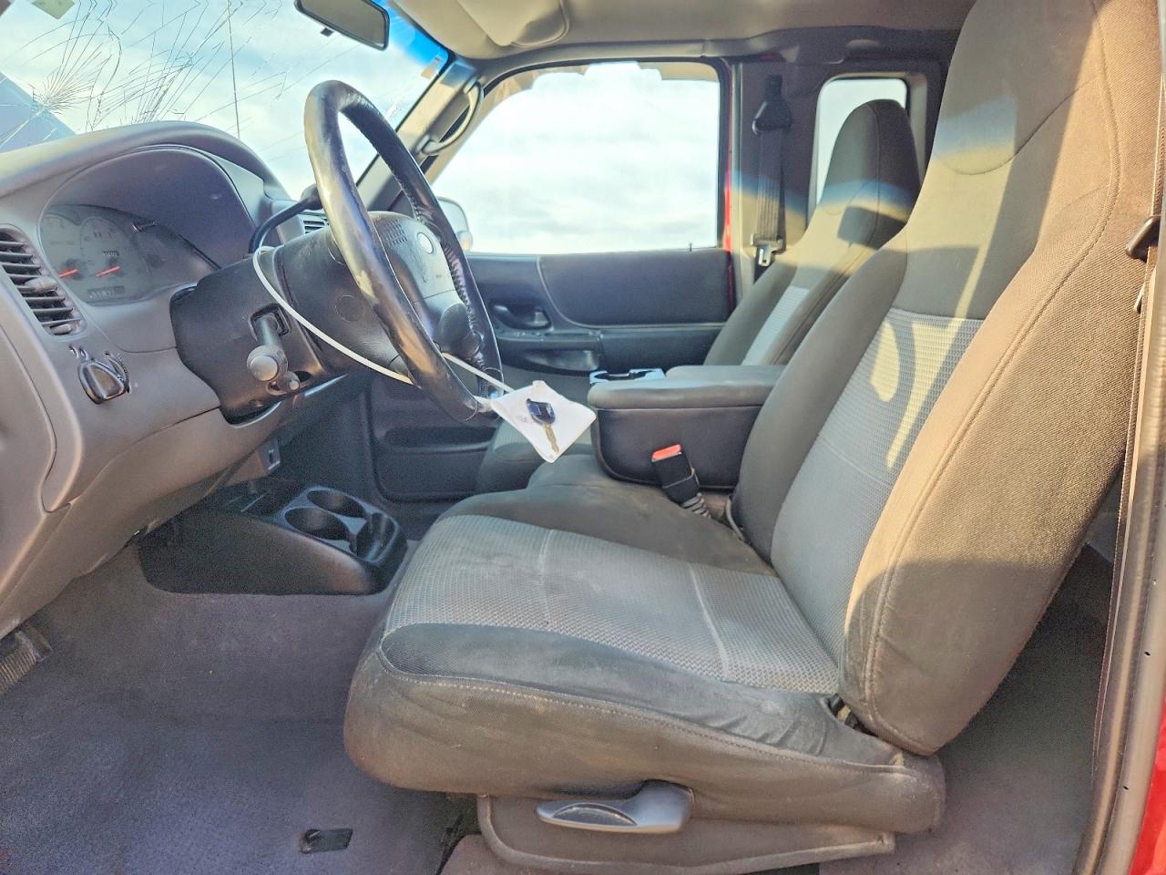 Ford Ranger Super Cab