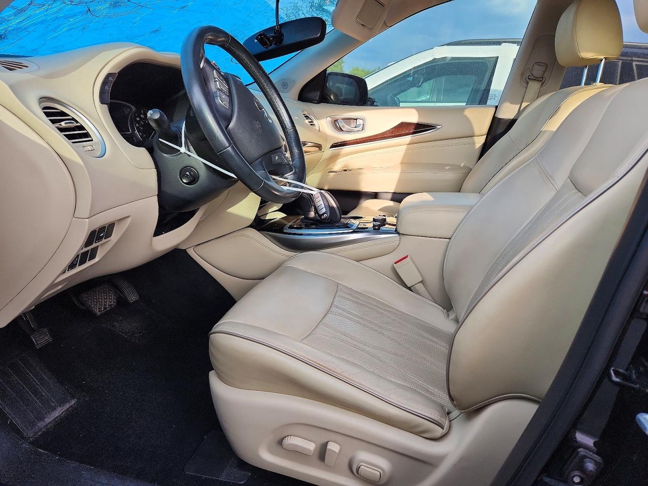 INFINITI Qx Base