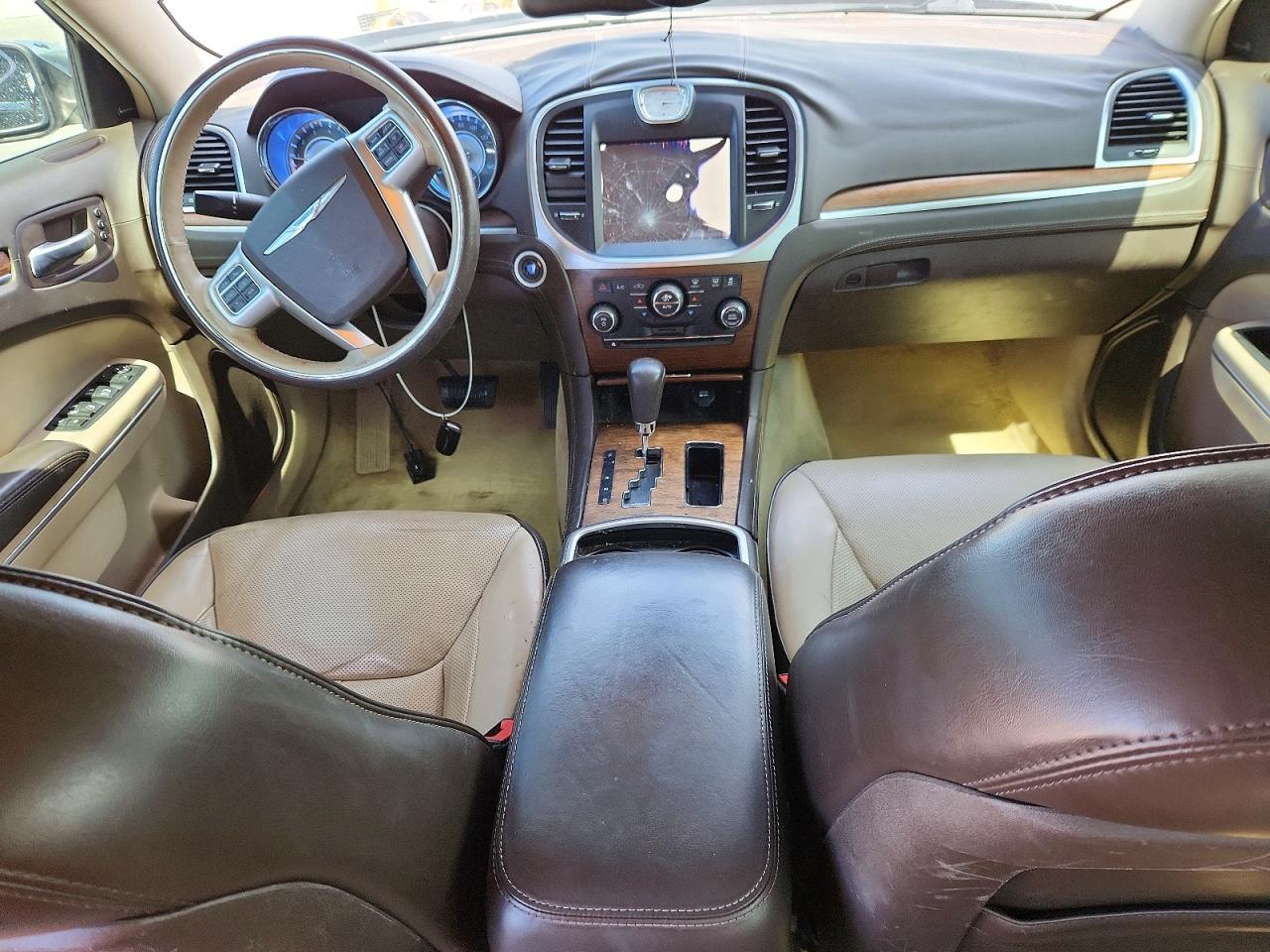 Chrysler 300 Luxury