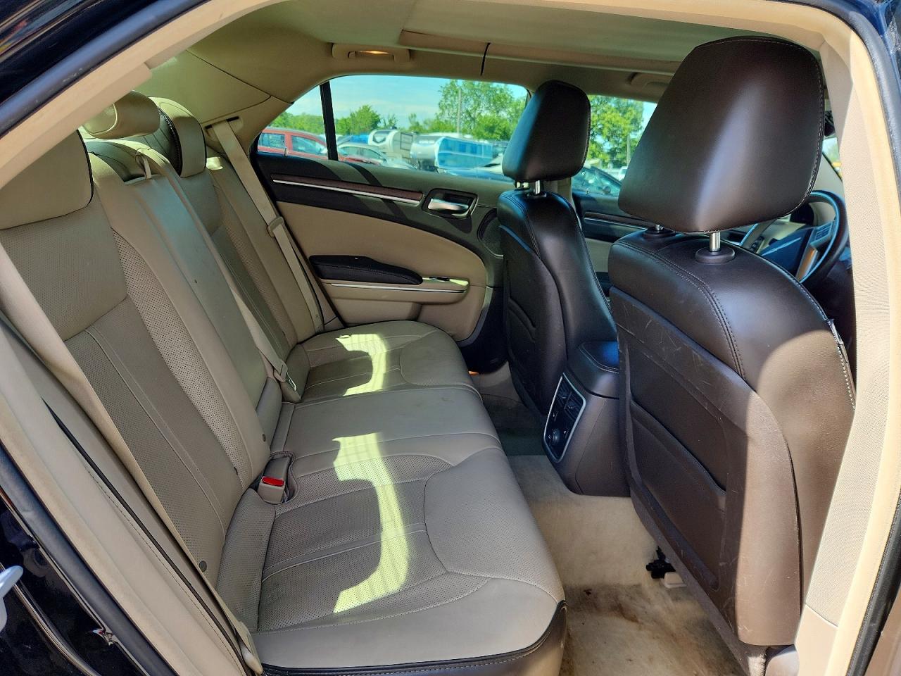 Chrysler 300 Luxury