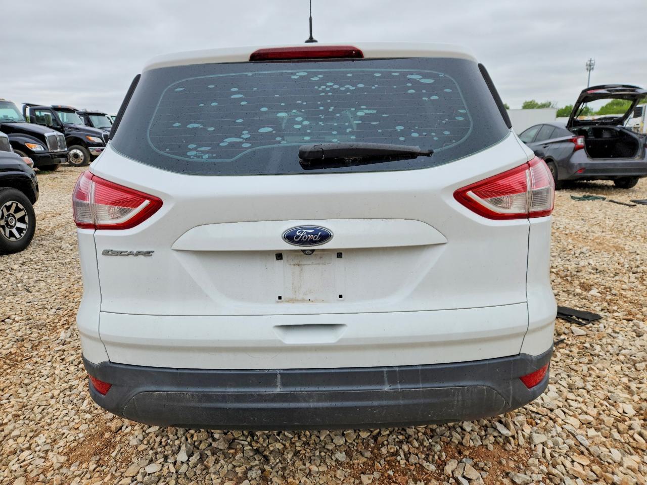 Ford Escape S