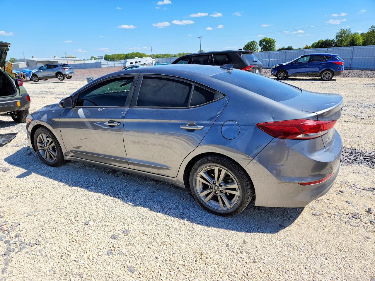 Hyundai ELANTRA Sel