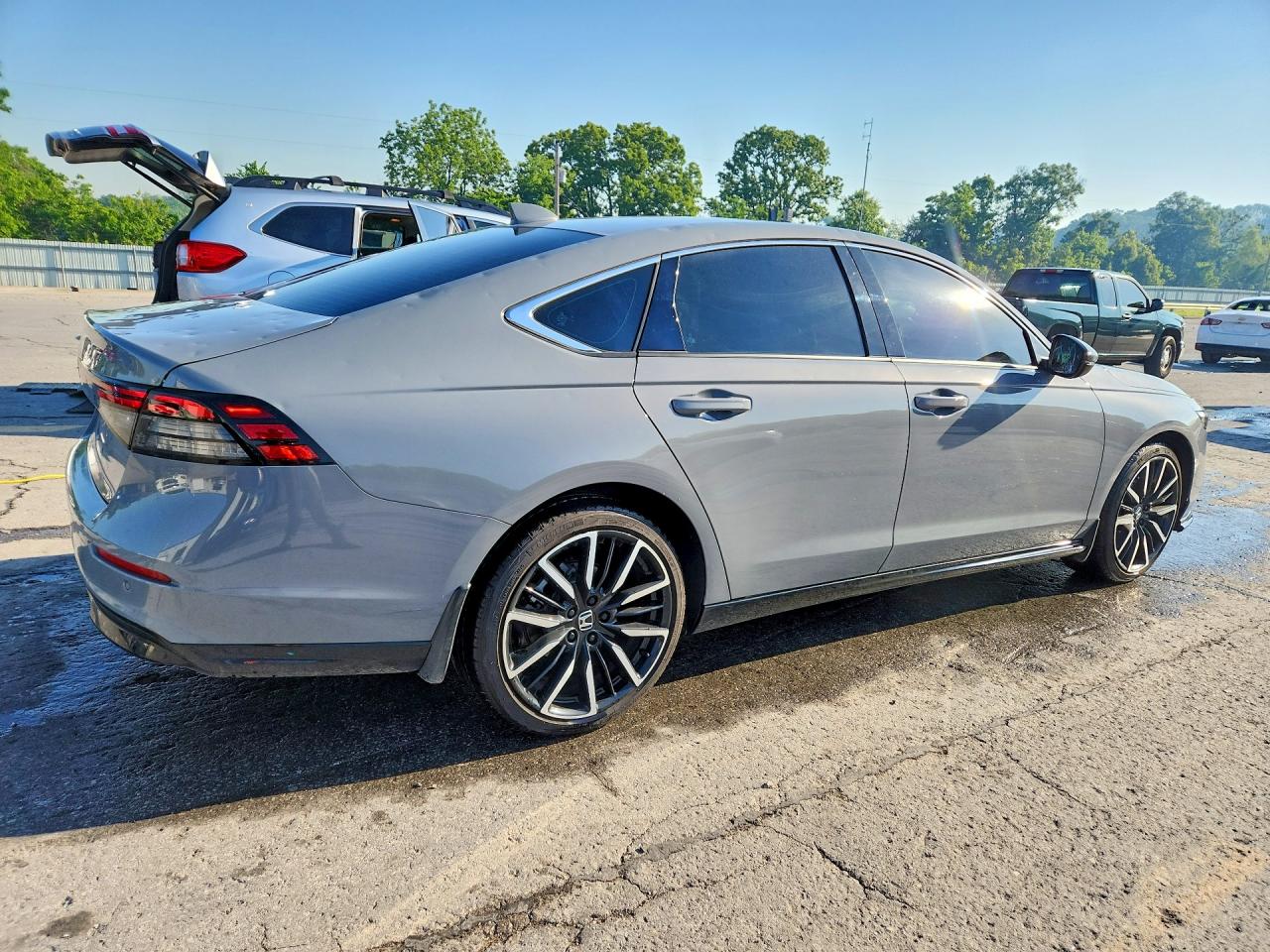 Honda Accord Touring Hybrid