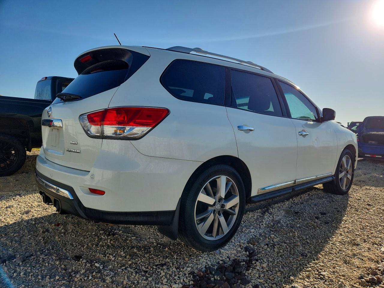 Nissan Pathfinder Platinum