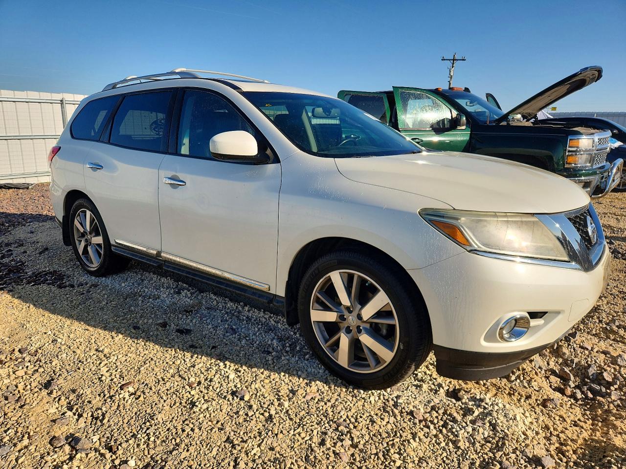 Nissan Pathfinder Platinum
