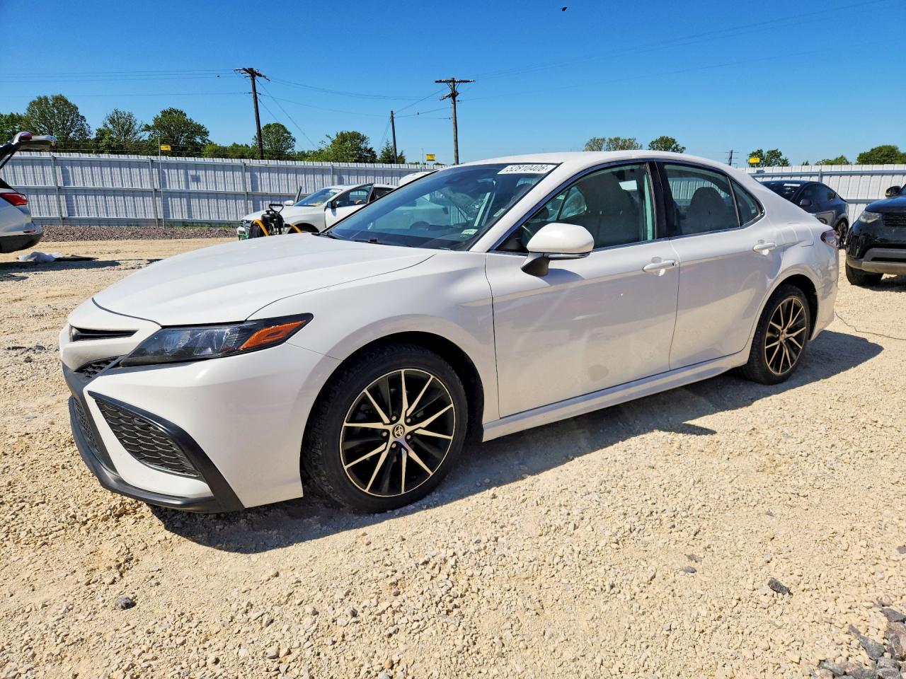 Salvage Toyota Camry Image