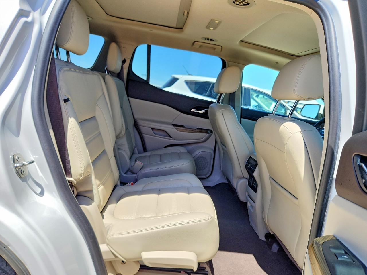 GMC Acadia