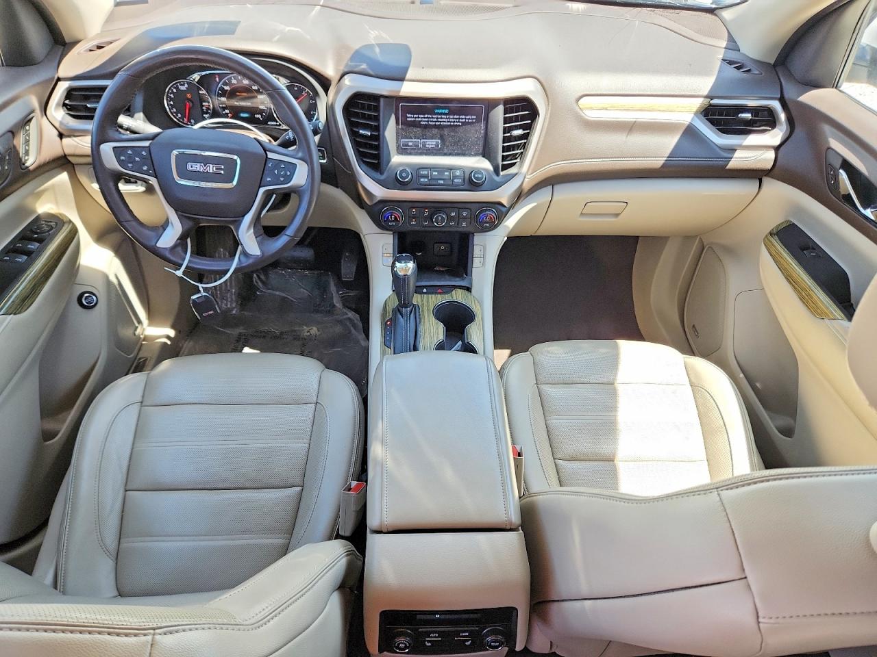 GMC Acadia