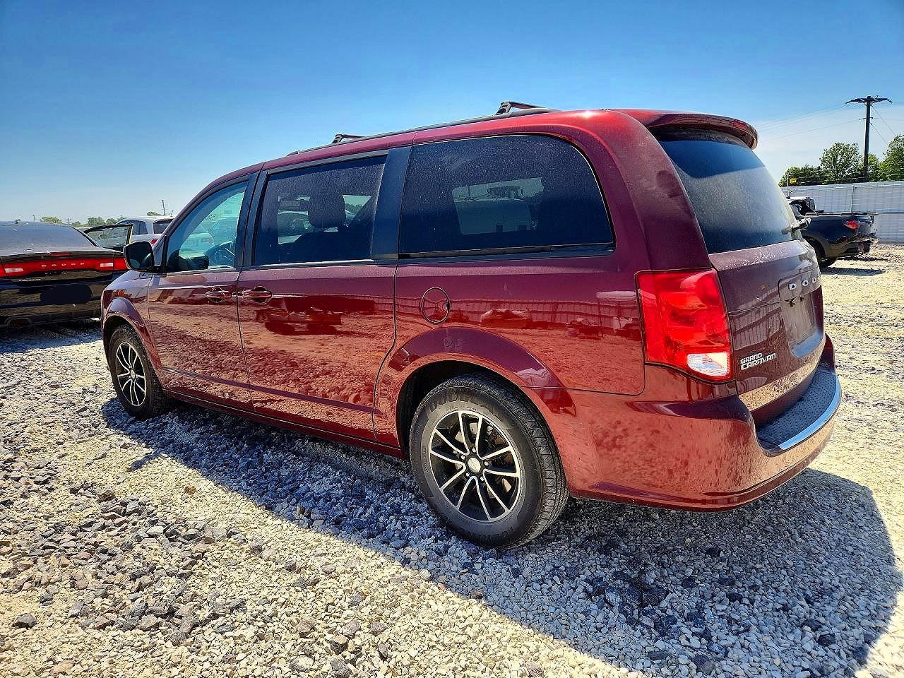 Dodge Caravan Gt