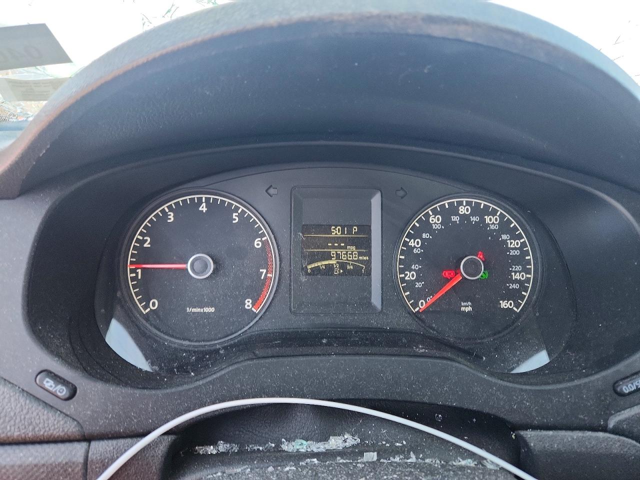 Volkswagen Jetta Base