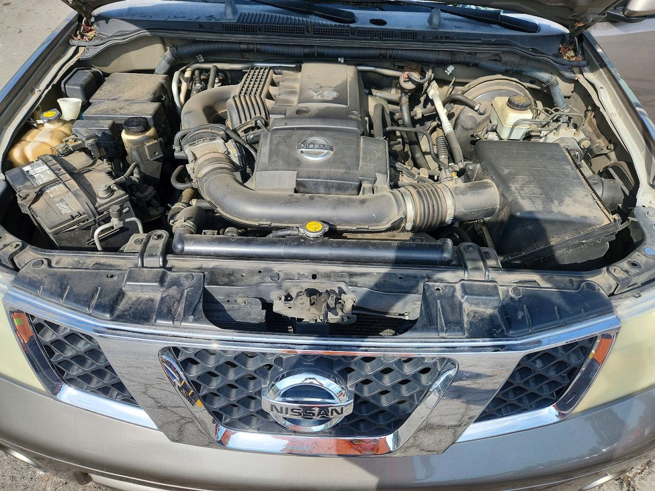 Nissan Pathfinder S