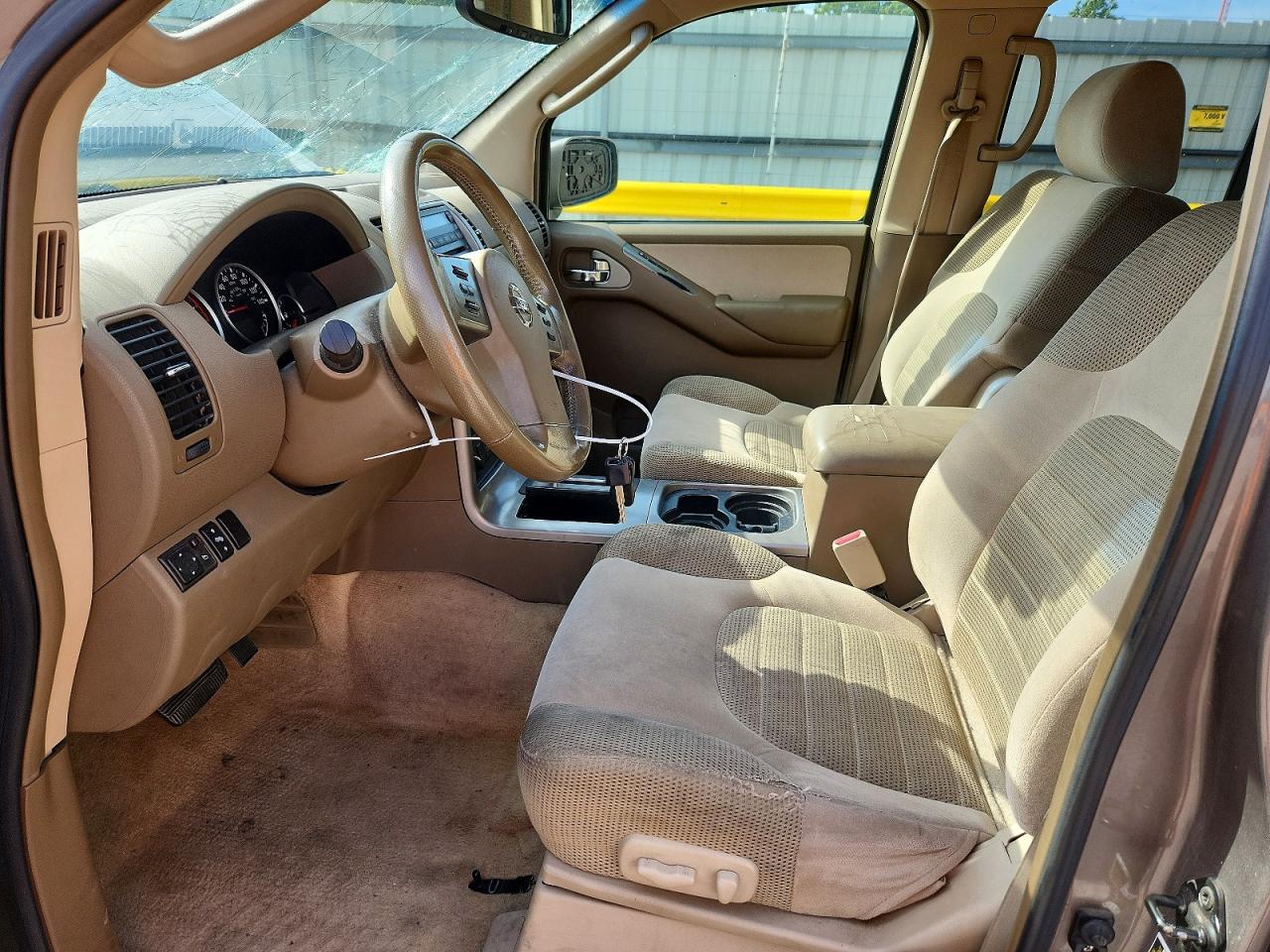 Nissan Pathfinder S