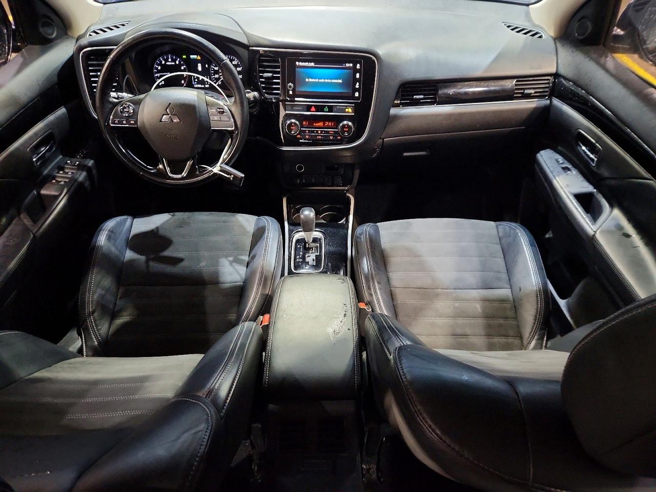 Mitsubishi Outlander Se
