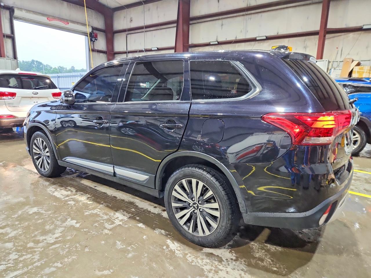 Mitsubishi Outlander Se