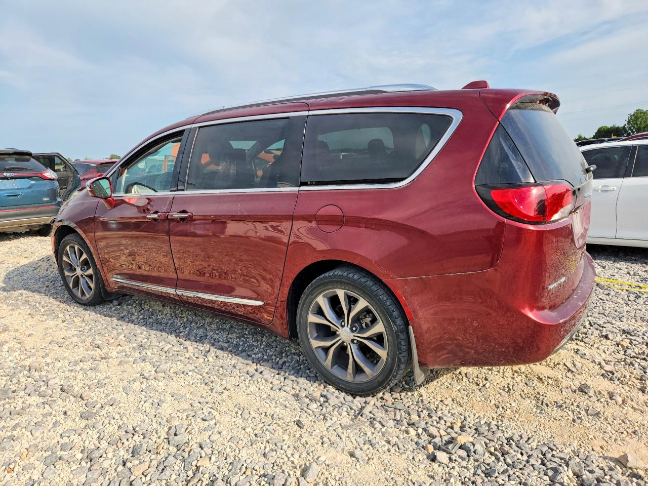 Chrysler Pacifica Limited