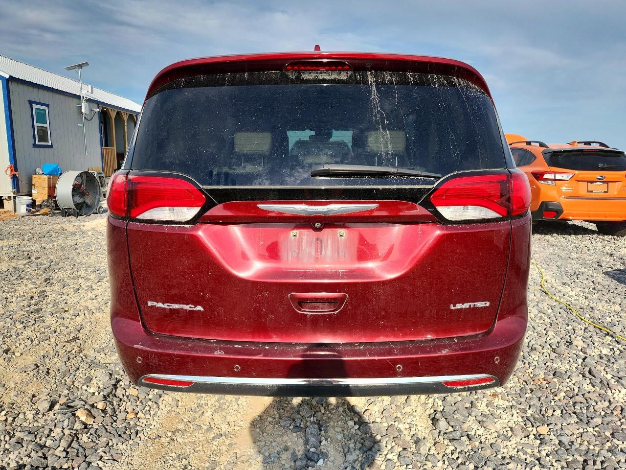 Chrysler Pacifica Limited