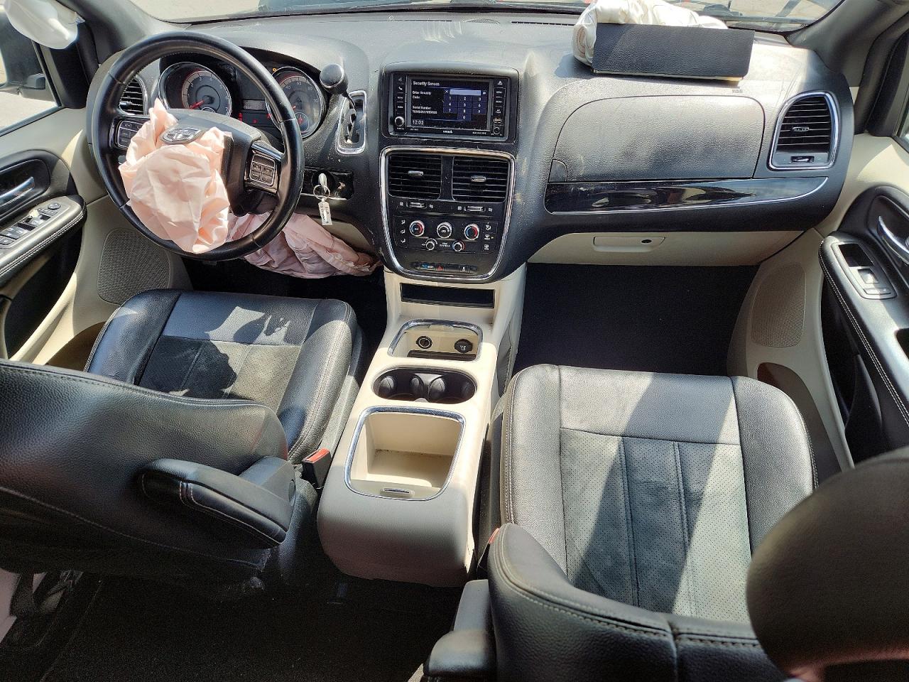 Dodge Caravan Sxt