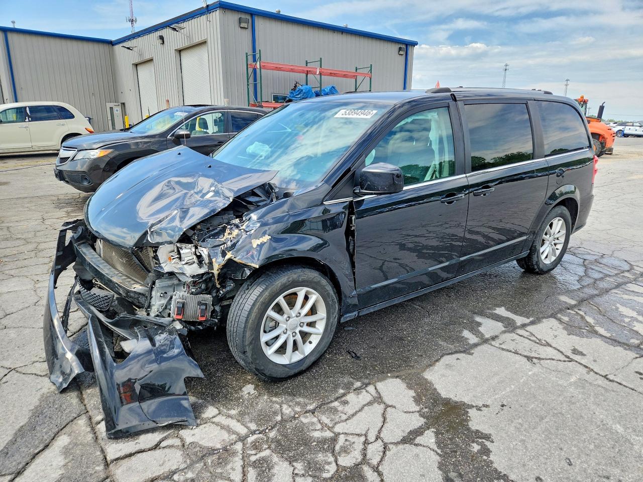 Salvage Dodge Caravan Image