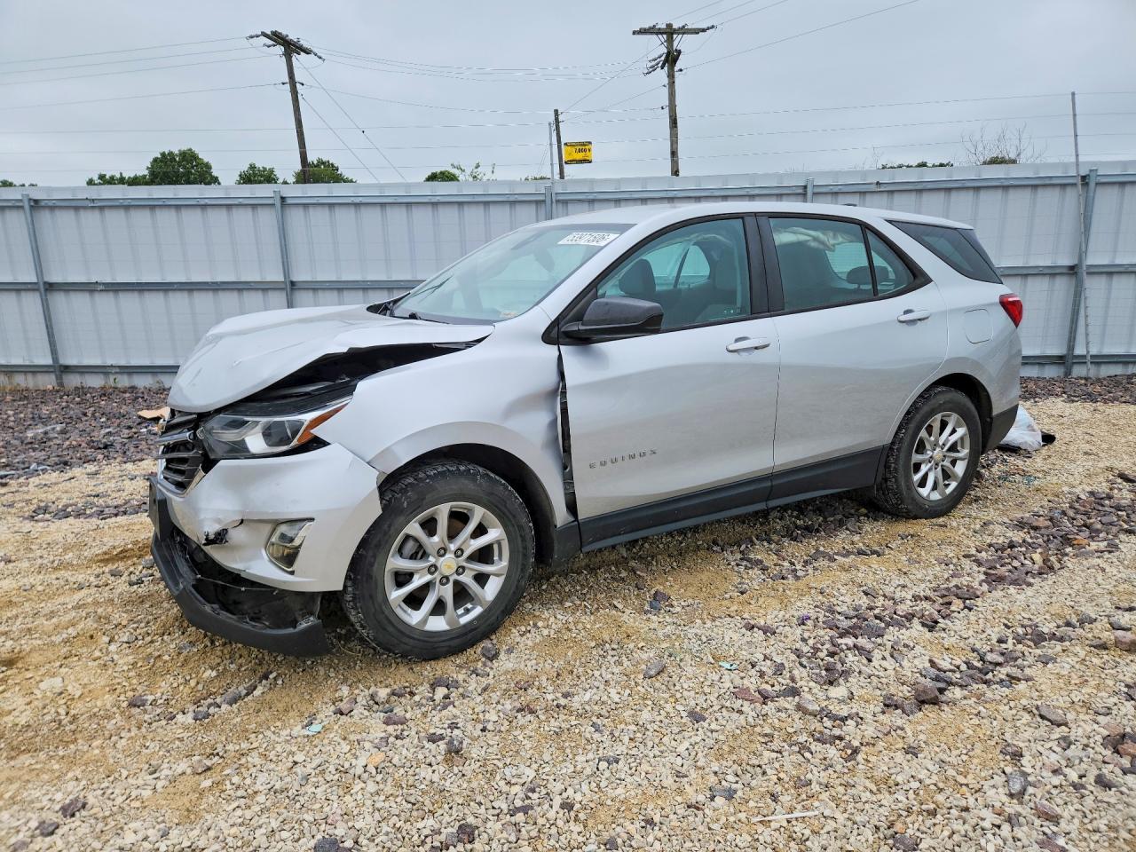 Salvage Chevrolet Equinox Image