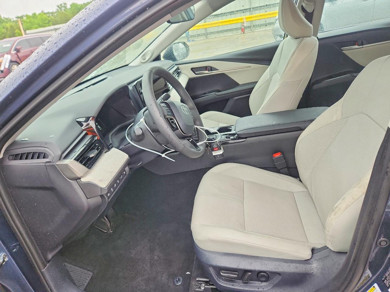 Toyota Camry Xle