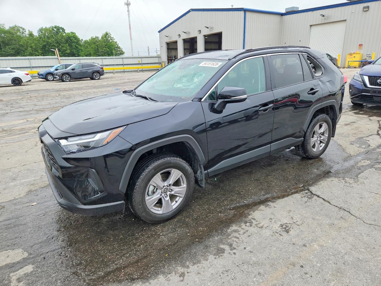 Salvage Toyota RAV4 Image