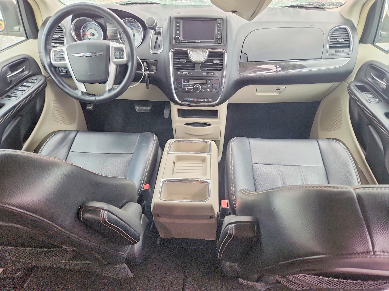 Chrysler Minivan Touring L