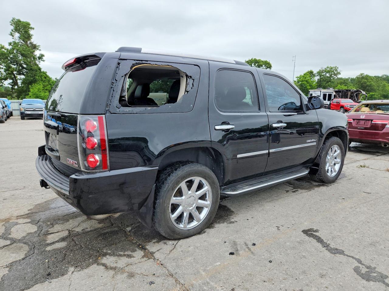GMC Yukon Denali