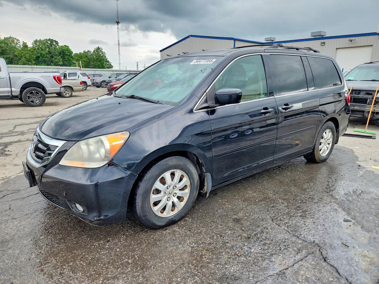 Salvage Honda Odyssey Image