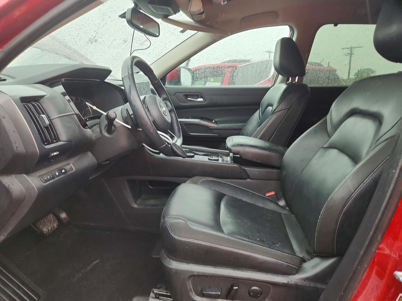 Nissan Pathfinder Sl