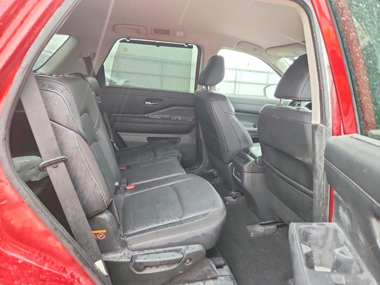 Nissan Pathfinder Sl