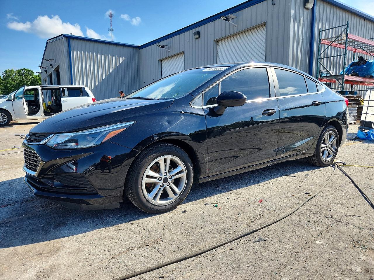 Salvage Chevrolet Cruze Image