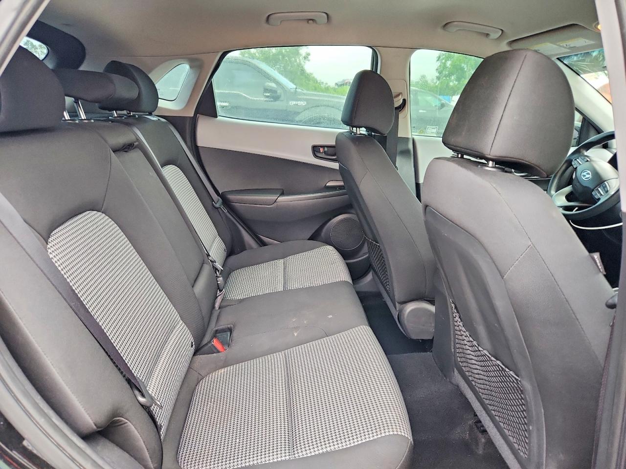Hyundai KONA Se