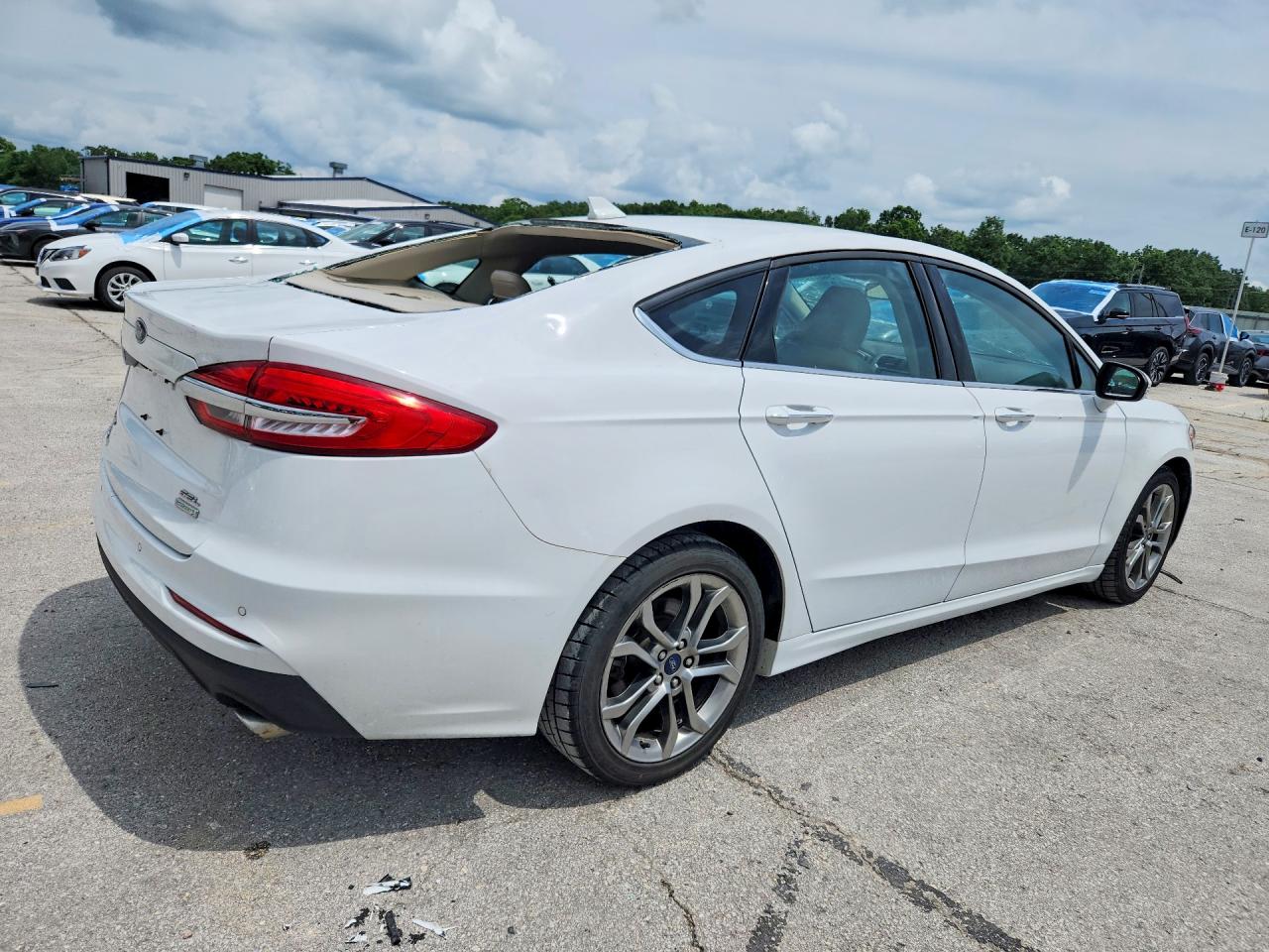 Ford Fusion Sel