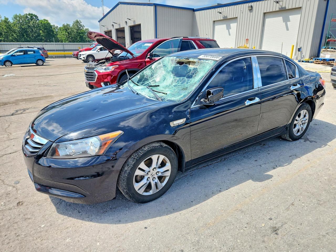 Salvage Honda Accord Image