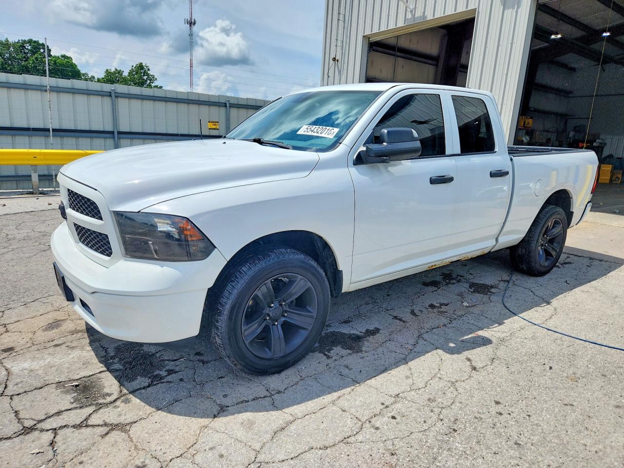 Salvage Ram 1500 Image