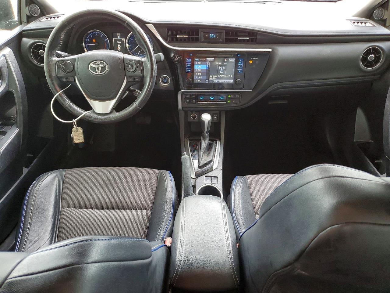 Toyota Corolla Se