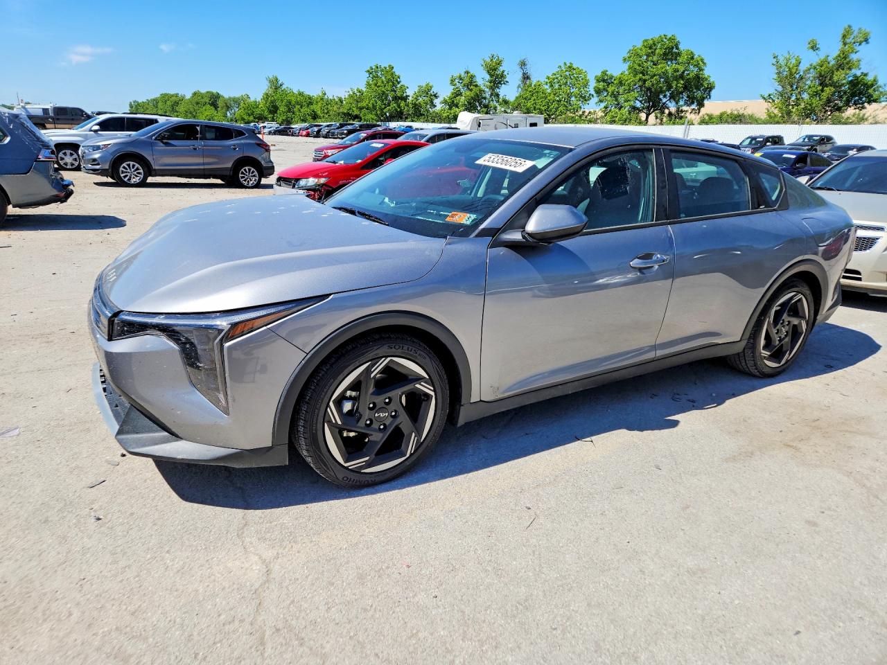 Salvage Kia K4 Image