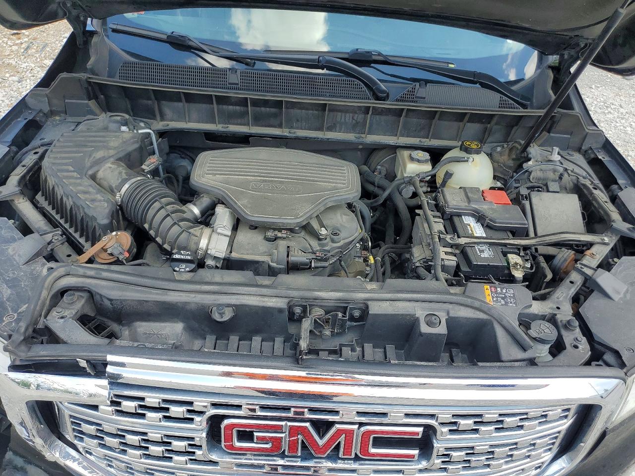 GMC Acadia Denali