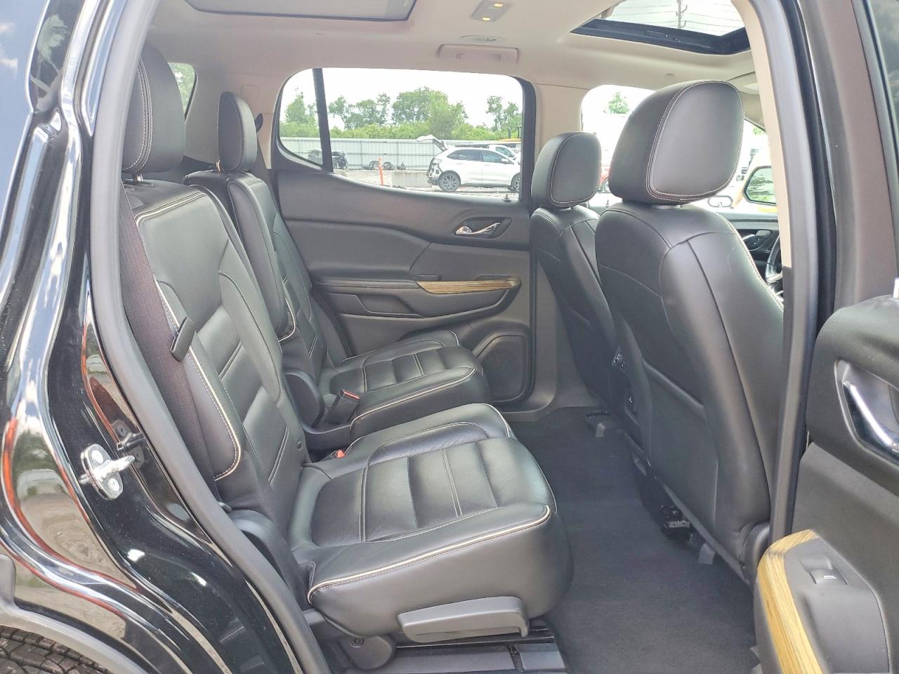 GMC Acadia Denali