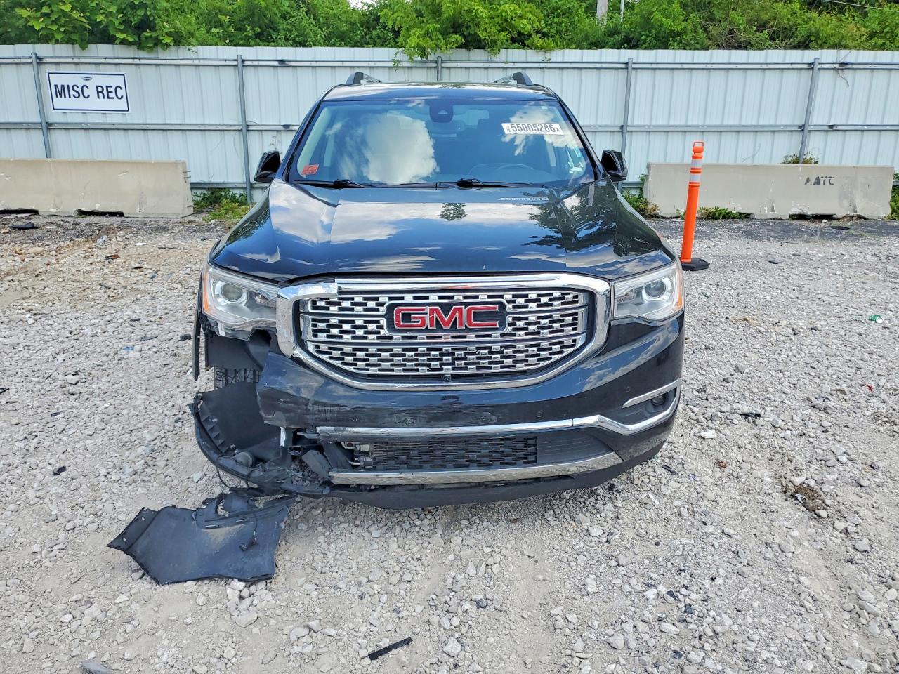 GMC Acadia Denali