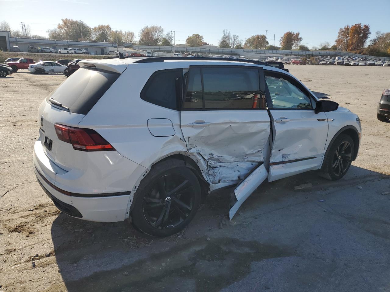 Volkswagen Tiguan Se R-line Black