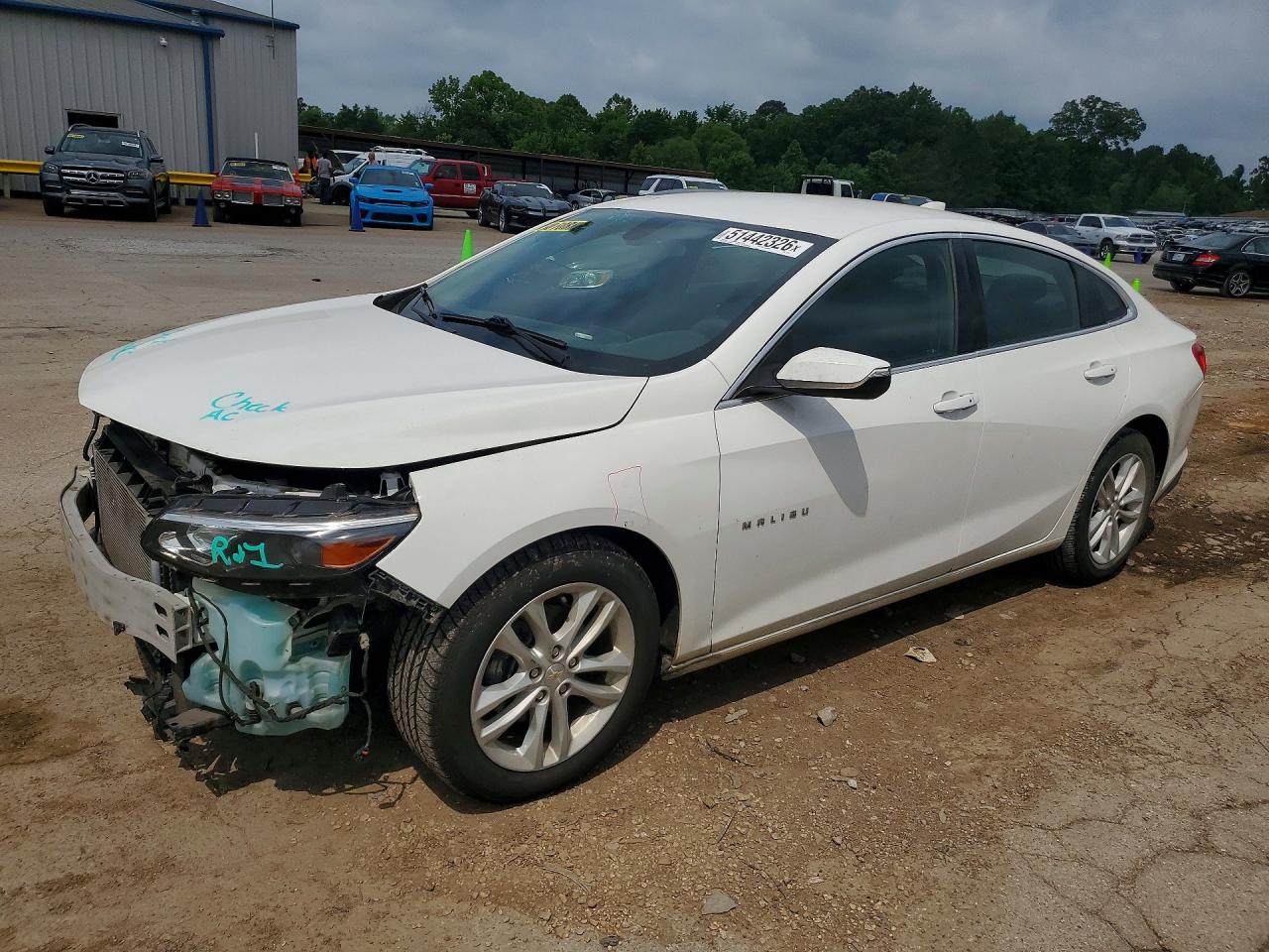 Salvage Chevrolet Malibu Image