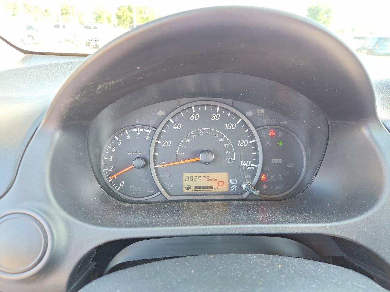 Mitsubishi Mirage Es