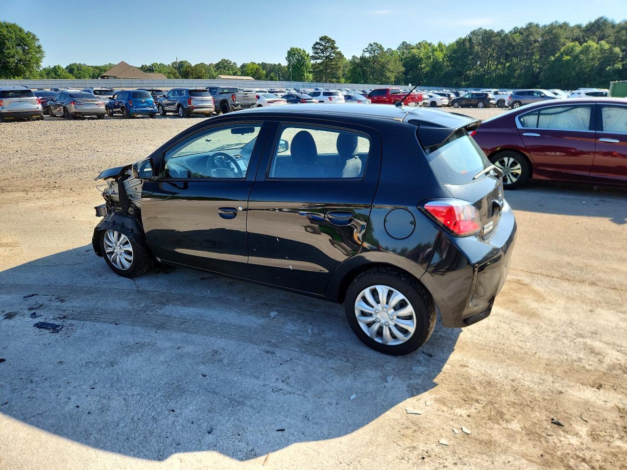 Mitsubishi Mirage Es