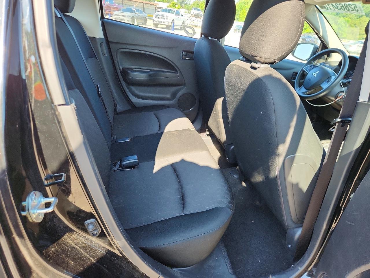 Mitsubishi Mirage Es