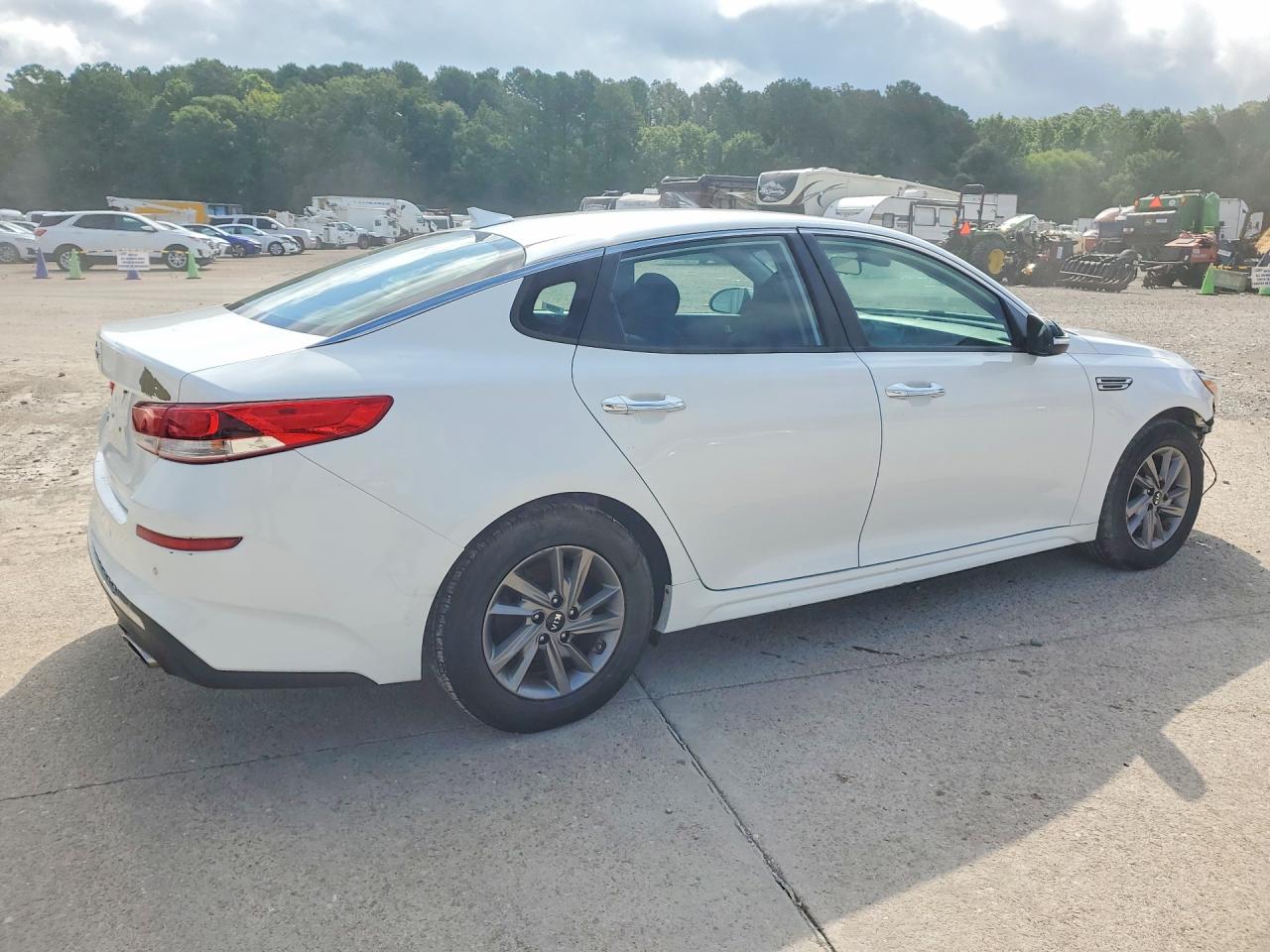 Kia Optima Lx